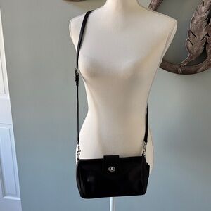 Vintage 9154 Demi Turnlock Coach Black Leather Crossbody Bag
